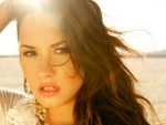 Will Demi Lovato’s Single & Video For “Skyscraper” Be Released Next Week?