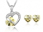 Heart Necklace and Earring Set With SWAROVSKI ELEMENTS for £19 (75% Off)