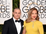 Casper Smart and Jennifer Lopez at Golden Globes 2016
