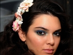 8 Gorgeous Ways to Embrace Colorful Bright Eyes Makeup Trend