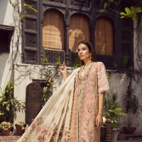 Embroidered Lawn Collection 2019 by Maryam Hussain
