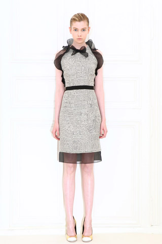 Anne Hathaway Fashion Style on Anne Hathaway Fashion Style