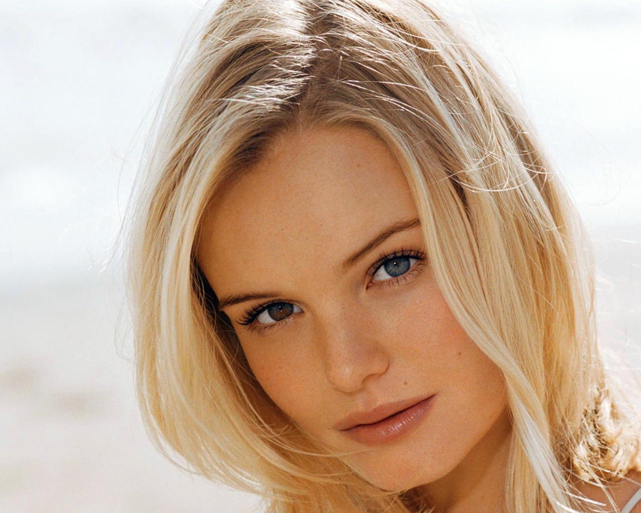 Kate Bosworth hairstyles