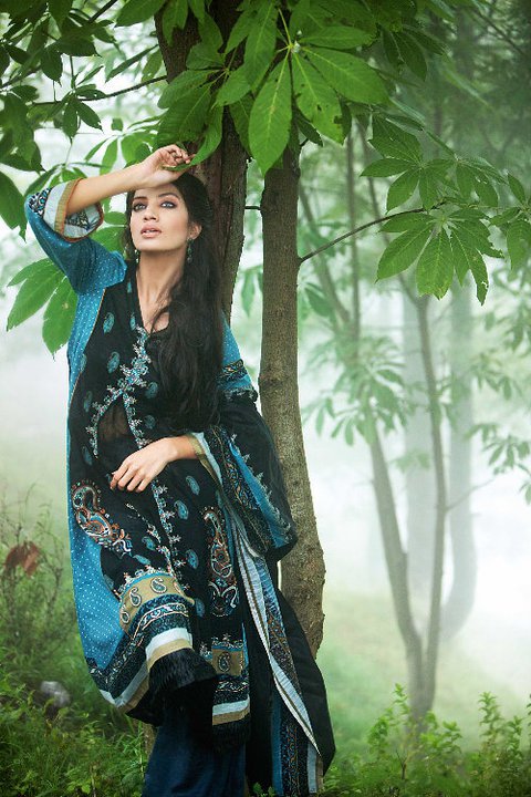 Gul Ahmed Ladies Printed Khaddar Gul Ahmed Ladies Printed Khaddar