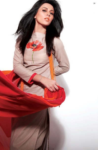 Nisha Lawn Style Nisha Lawn Style