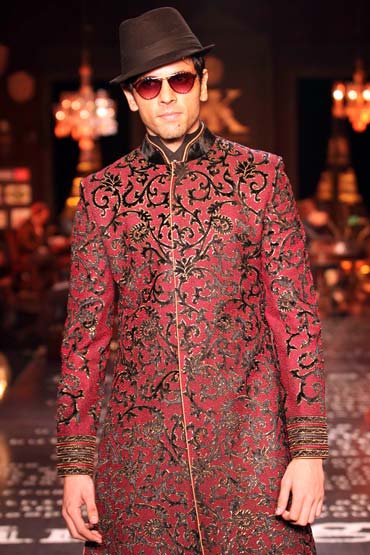 Red Sherwani Design Red Sherwani Design