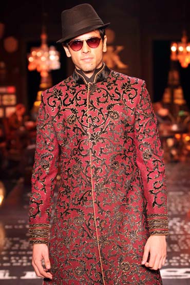 Red Sherwani Design