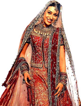 Karishma Kapoor in lehenga