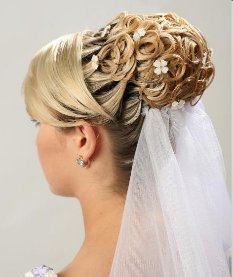 Prom hairstyle
