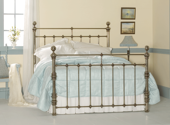Lerwick Iron Bed from Original Bedstead.