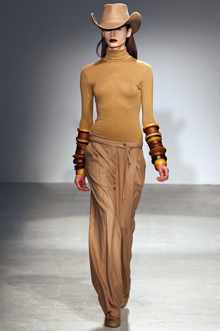 Paris Fashion Week Fall 2013 RTW Veronique Branquinho