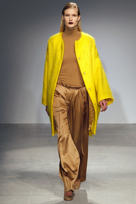 Paris Fashion Week Fall 2013 RTW Veronique Branquinho