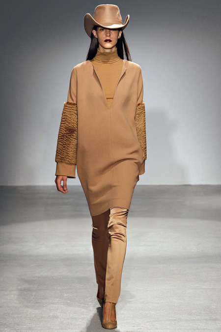 Paris Fashion Week Fall 2013 RTW Veronique Branquinho