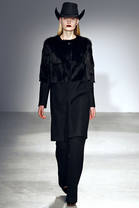 Paris Fashion Week Fall 2013 RTW Veronique Branquinho