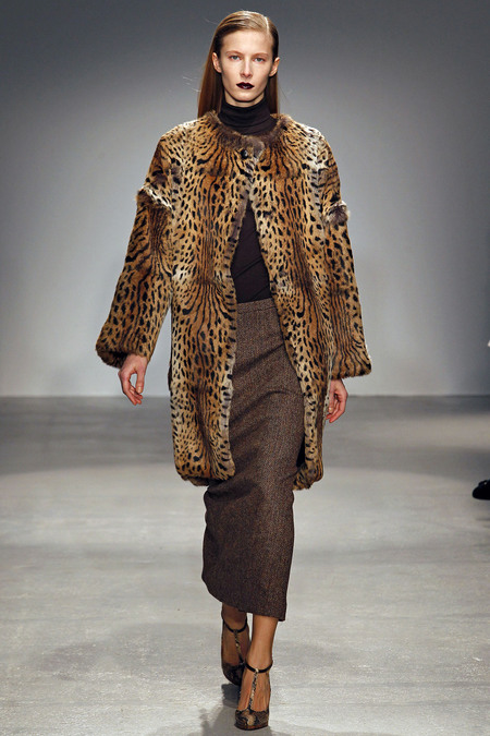Paris Fashion Week Fall 2013 RTW Veronique Branquinho