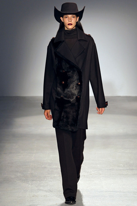 Paris Fashion Week Fall 2013 RTW Veronique Branquinho