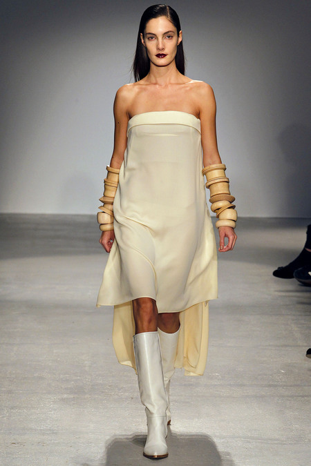 Paris Fashion Week Fall 2013 RTW Veronique Branquinho