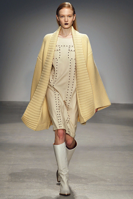 Paris Fashion Week Fall 2013 RTW Veronique Branquinho