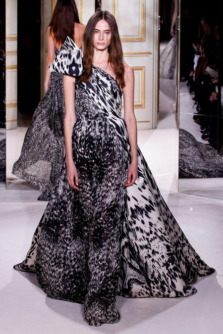 Paris Fashion Week Spring 2013 Couture Giambattista Valli Dresses