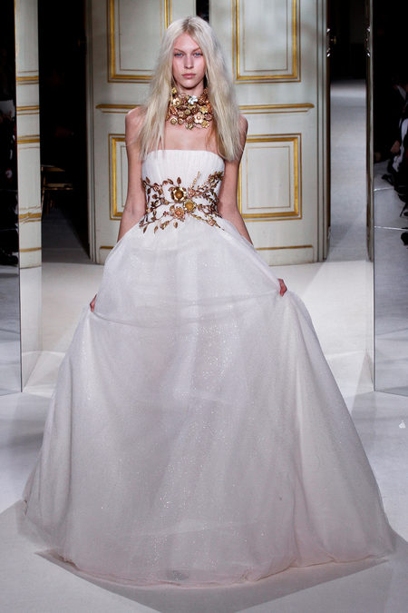 Paris Fashion Week Spring 2013 Couture Giambattista Valli Dresses