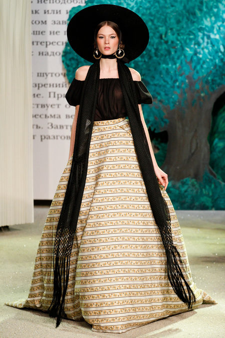 Paris Fashion Week: Ulyana Sergeenko Spring 2013 Collection