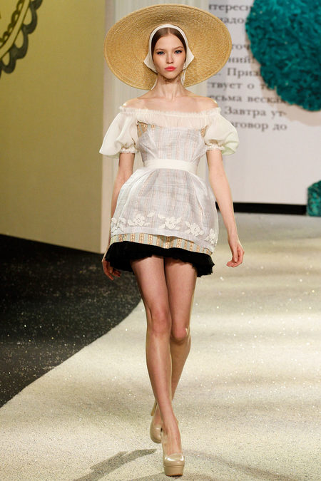 Paris Fashion Week: Ulyana Sergeenko Spring 2013 Collection