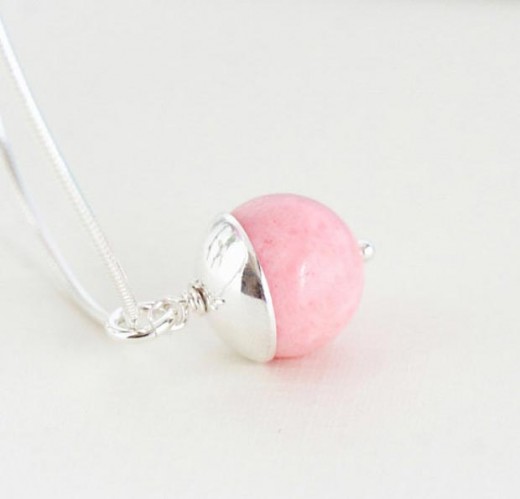 valentines day gifts ideas pink pendant