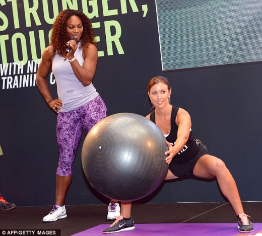 Hot Serena Williams in gym