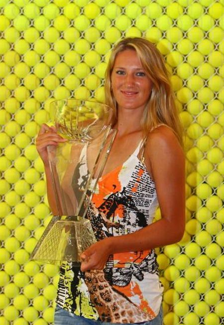 Hot Tennis Player Victoria Azarenka pic