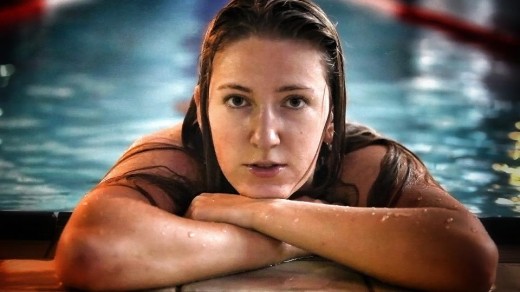 Victoria Azarenka in Swimming pool