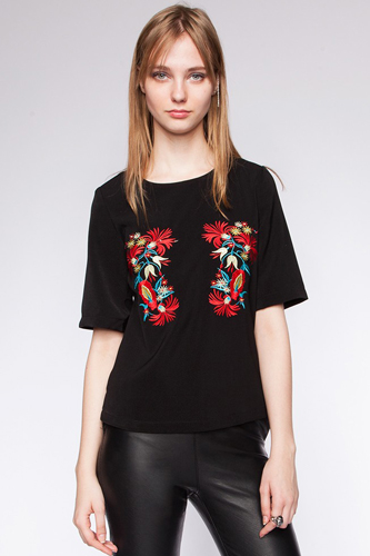 12 Embroidered Pieces Collection 2013 Black Shirt Photo