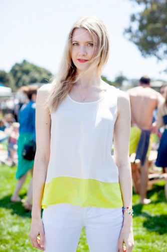 S.F.'s Best Parks 13 Sunny Snaps Beautiful Women Dress Image