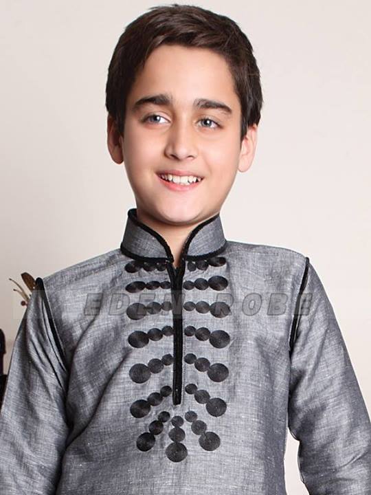 Eden Robe Kids Dresses for Eid ul Fitr 2013 Beautiful Dress Snapshot