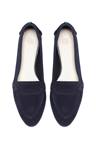 Switch Up Your Footwear with A Pair of Ultra-Comfy Moccasins black shoes