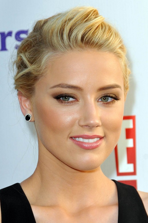 Beautiful Actress Amber Heard Picture Gallery
