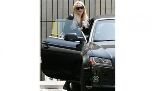 Lindsay Lohan with her Audi A5 Convertible Photos