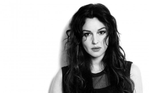 Beautiful Actress Monica Bellucci Pictures
