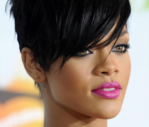Rihanna-makes-a-new-record-for-Billboard’s-most-number-one-pop-songs