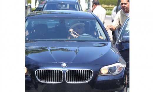 Rosanna Arquette with her BMW 5 Series Pics