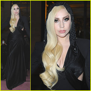 Atelier Versace & Lady Gaga kicks of Paris Haute Couture Fashion Week