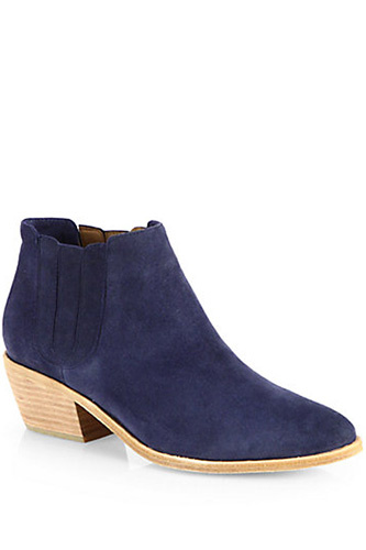 10 Pointed-Toe Booties Too Sharp