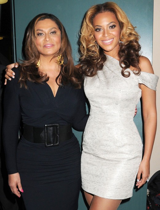 Beyonce’s Blonde Braids Get Her Swiss Miss Look