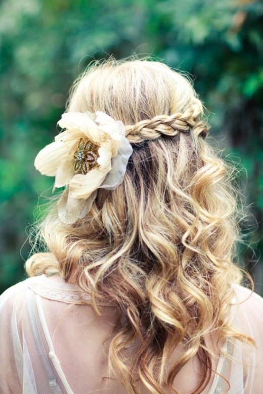Why Casual Wedding Hair Is Better