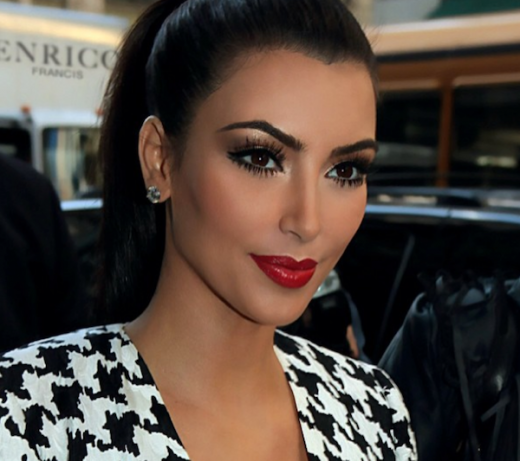 Kim Kardashian Wallpapers