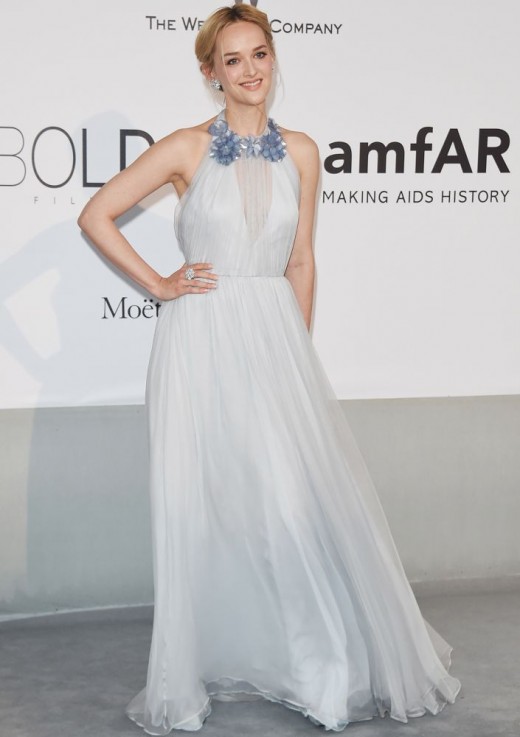 Celebs Spread Glamour in Cannes amfAR Gala