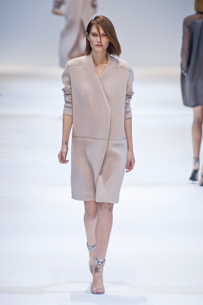 RunwayInspired Ways to Do Minimalist Style Fashion