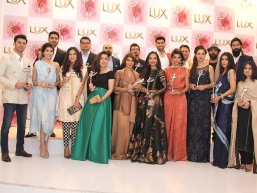 LUX Showbiz Awards Show 2014 Pics