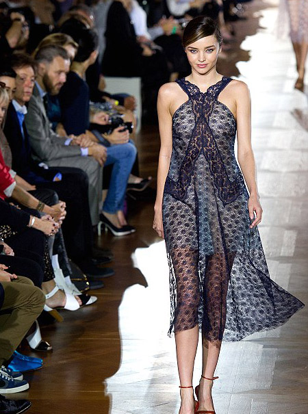 Paris Fashion Week 2015 Models Catwalk Pictures Paris Fashion Week 2015 Models Catwalk Pictures