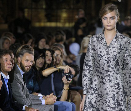 Paris Fashion Week 2015 Models Catwalk Pictures Paris Fashion Week 2015 Models Catwalk Pictures