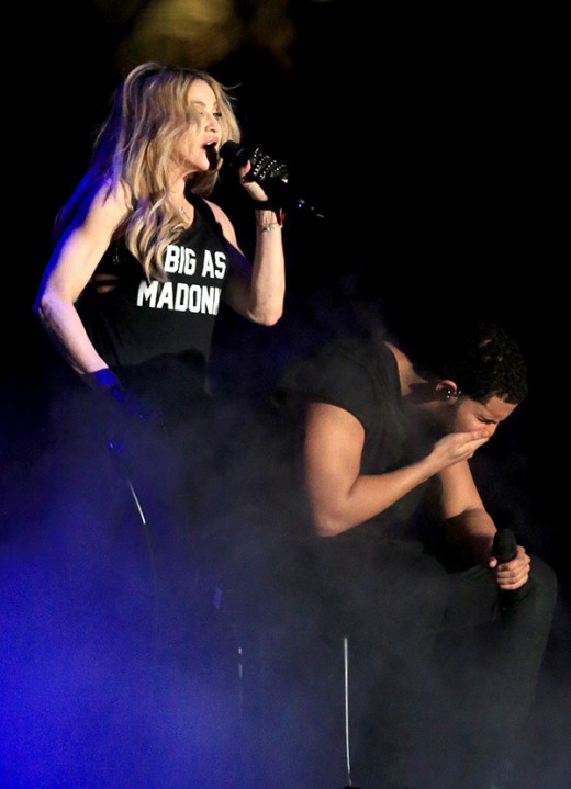 Madonna Drake Make Out Coachella Performance Kiss picture